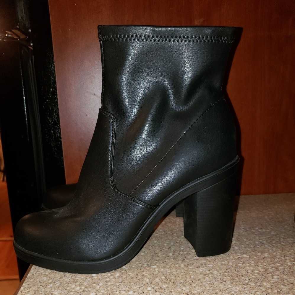 Black booties!